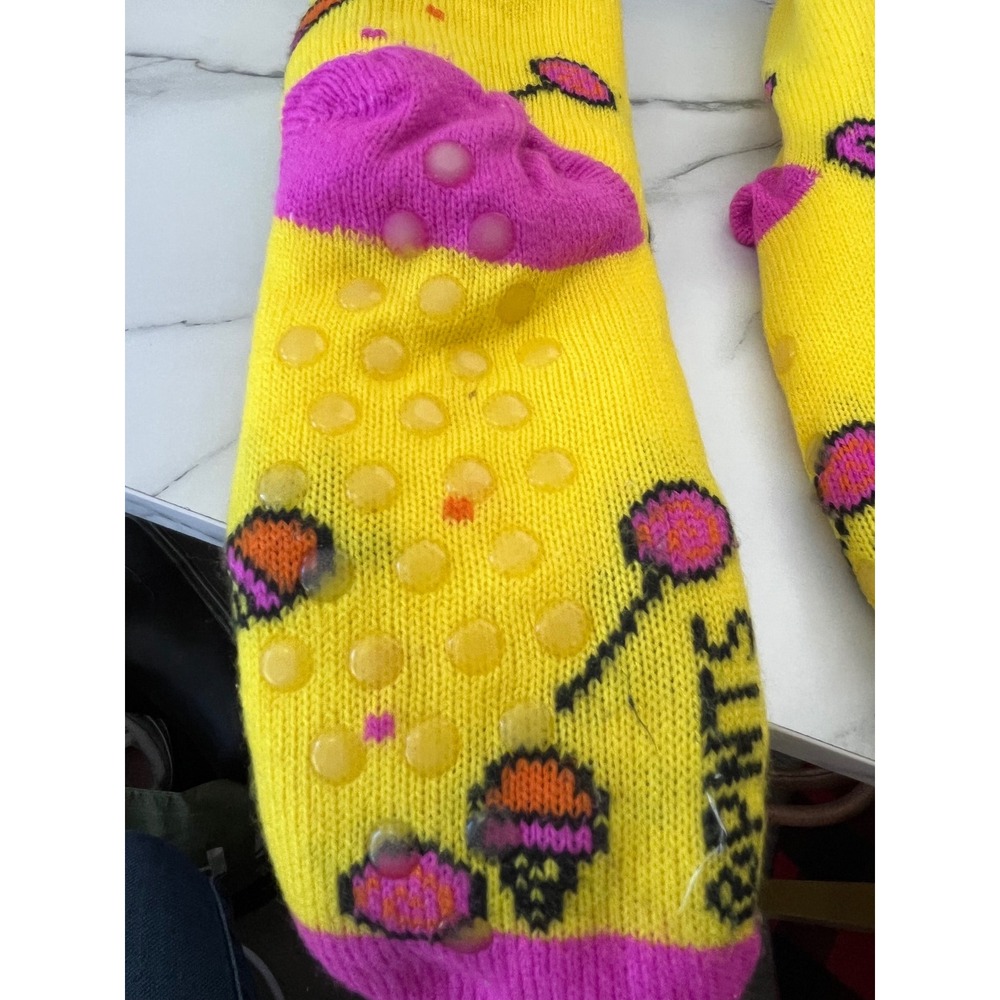 Snoopy Ice Cream‎ fuzzy socks Yellow Pink - Picture 2 of 2